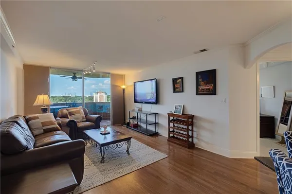 $240,000 | 1501 Clairmont Road, Unit 1732, Decatur, GA 30033