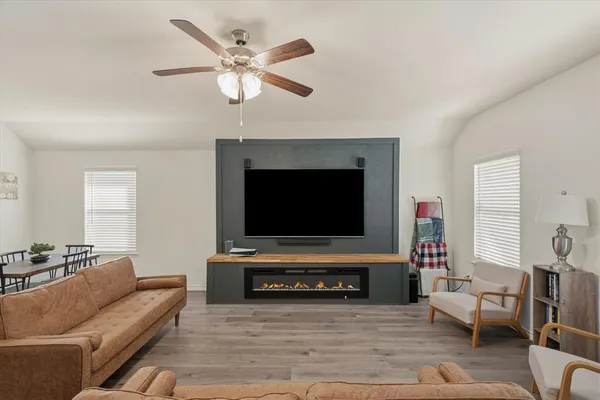 $310,000 | 202 Buckboard Lane, Caddo Mills, TX 75135