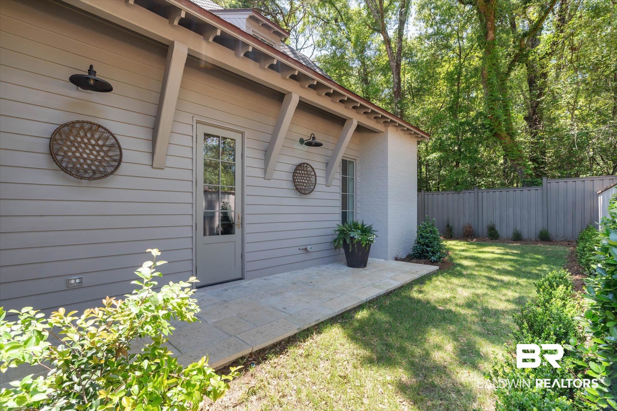 3 Canterbury Park Mobile, AL 36608 - Photo 33 of 43 Property entrance featuring a patio area