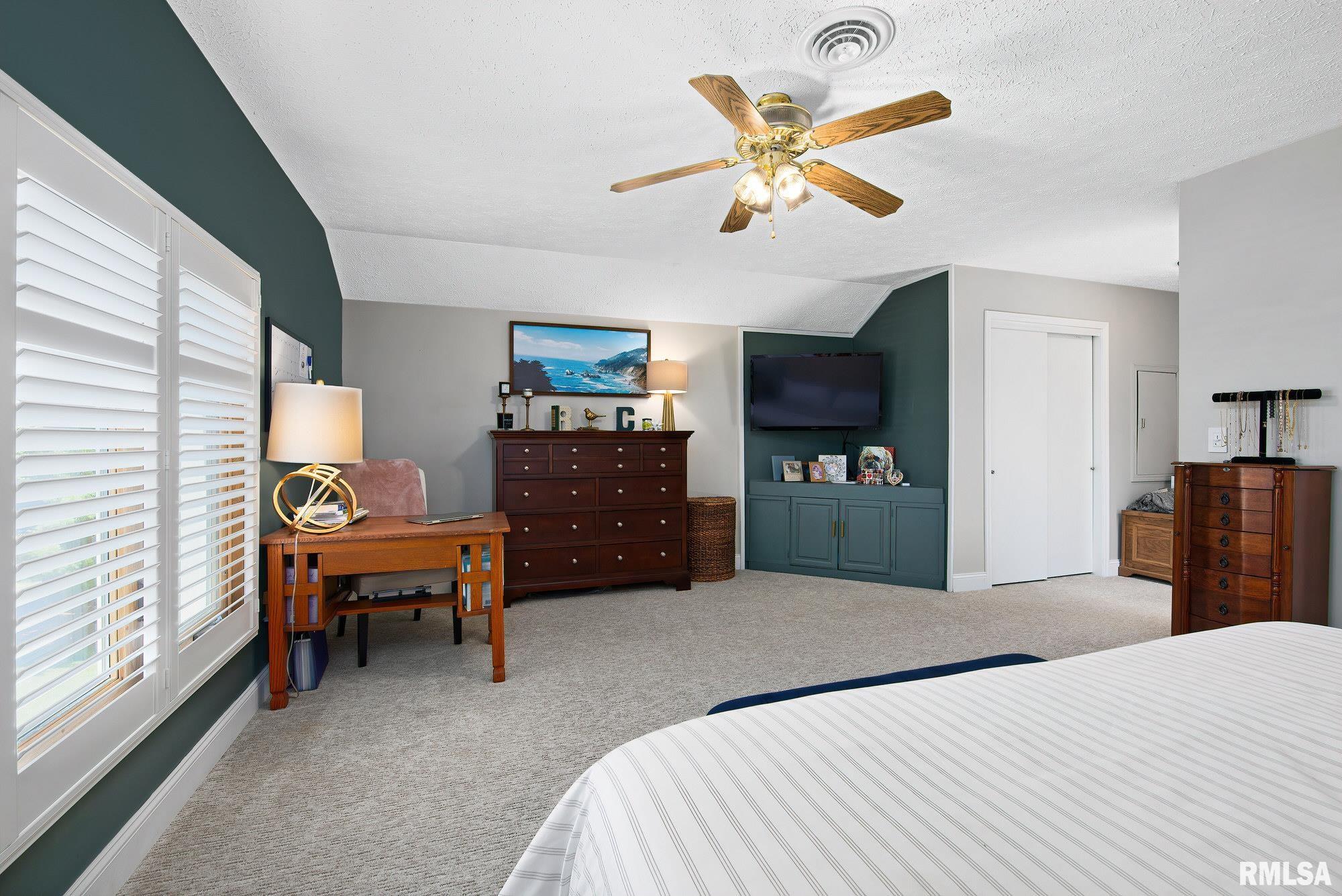 19361 Wells Ferry Road Bettendorf, IA 52722 - Photo 23 of 46 Gallery Image 23