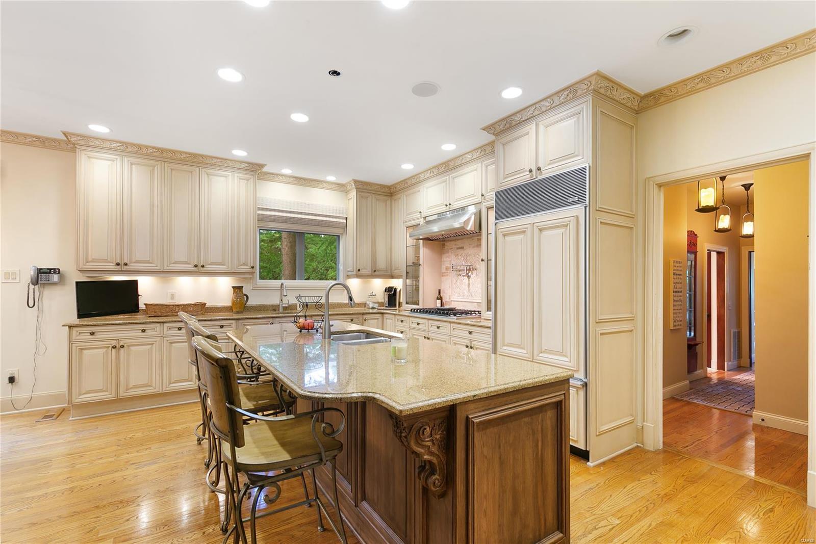 9972 Old Warson Road Ladue, MO 63124 - Photo 11 of 48 Gallery Image 11