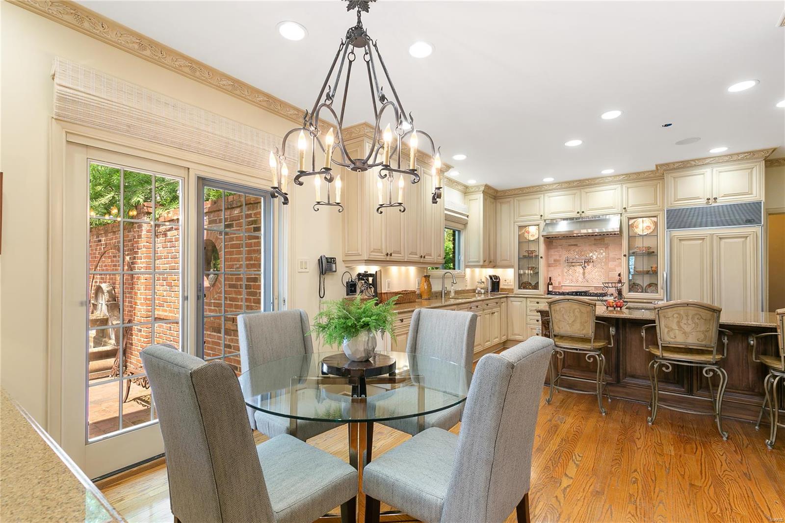 9972 Old Warson Road Ladue, MO 63124 - Photo 13 of 48 Gallery Image 13