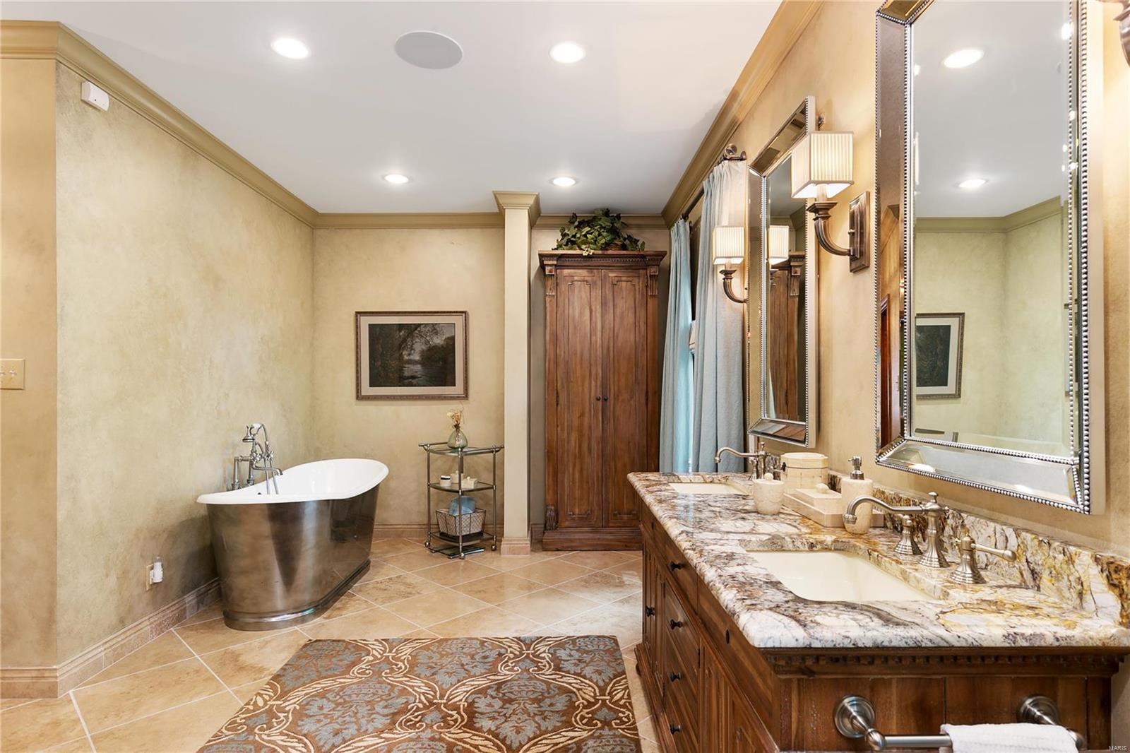 9972 Old Warson Road Ladue, MO 63124 - Photo 25 of 48 Gallery Image 25