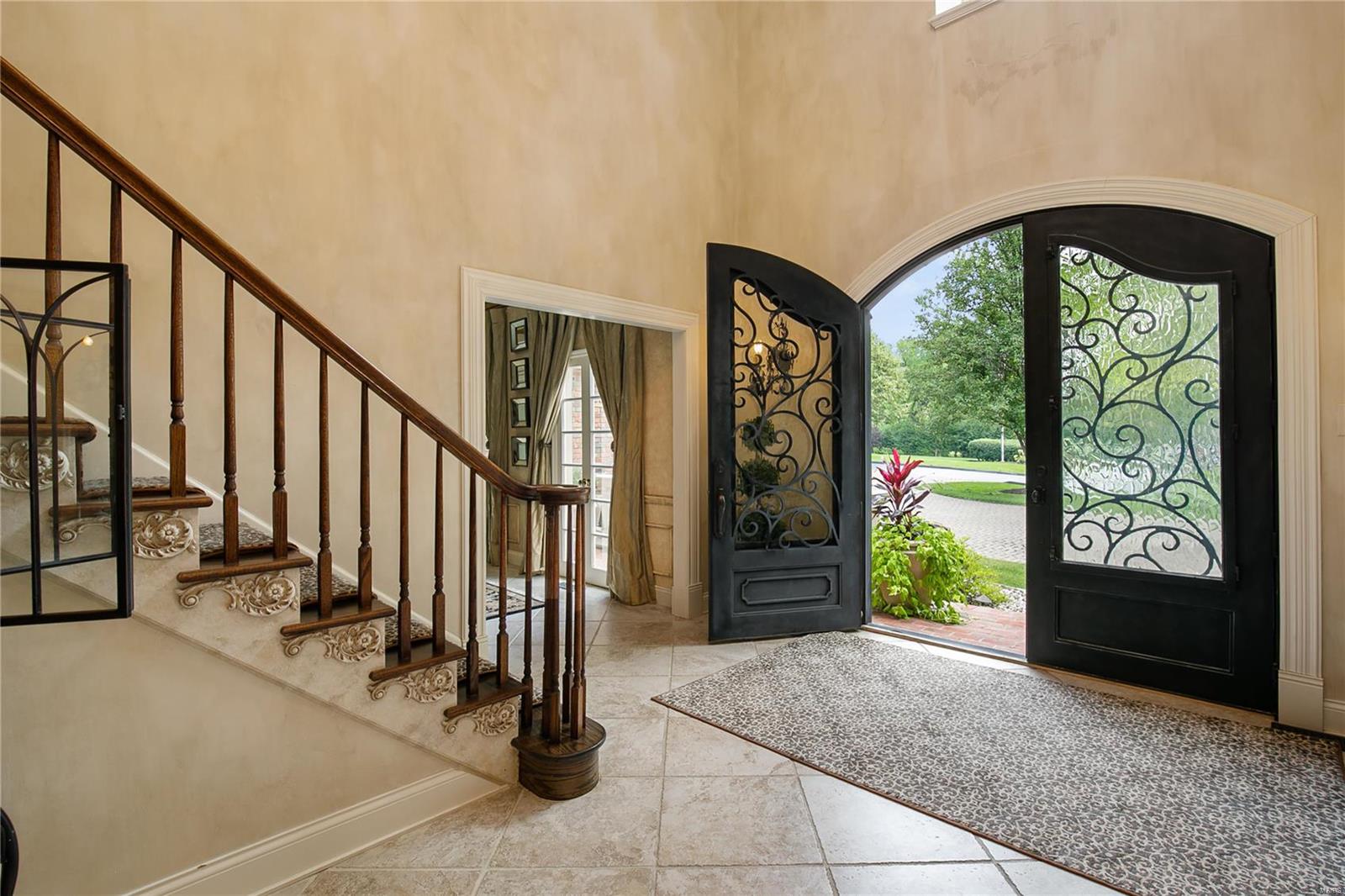 9972 Old Warson Road Ladue, MO 63124 - Photo 6 of 48 Gallery Image 6