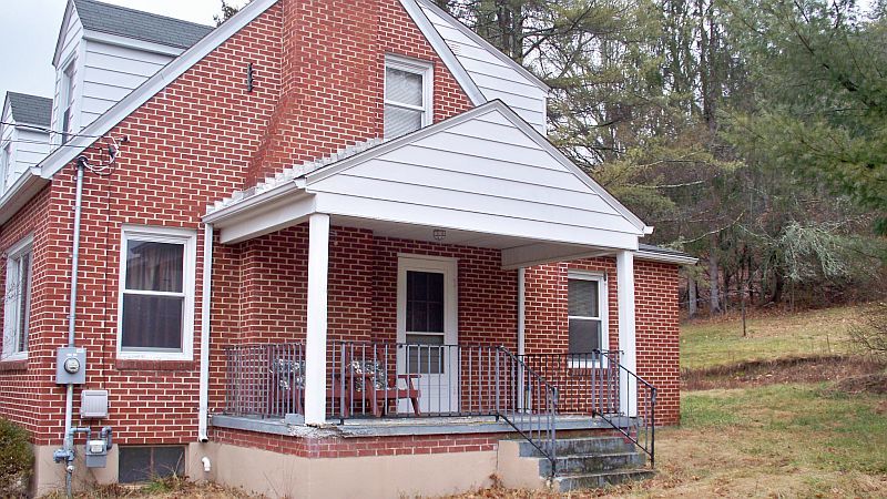 47 Rowan Road White Sulphur Springs, WV 24986 - Photo 2 of 14 Side porch