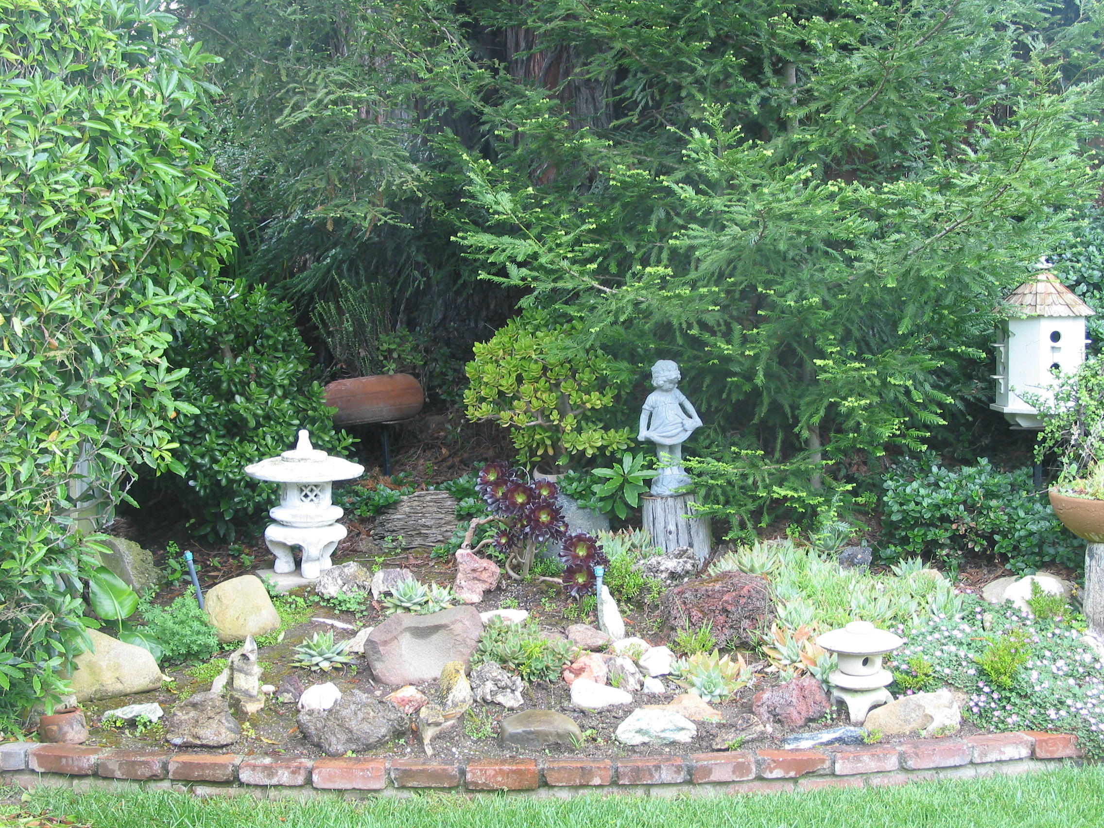 683 Westmont Road Santa Barbara, CA 93108 - Photo 5 of 6 Succulent Garden