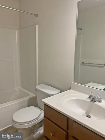 $1,795 | 35 Locust Run Drive, York, PA 17404