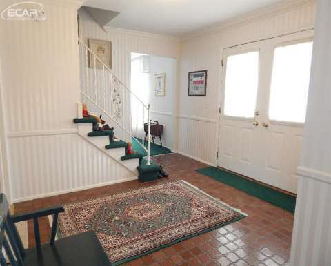 3167 Red Barn Road Flint, MI 48507 - Photo 8 of 28 20434555-7.JPG