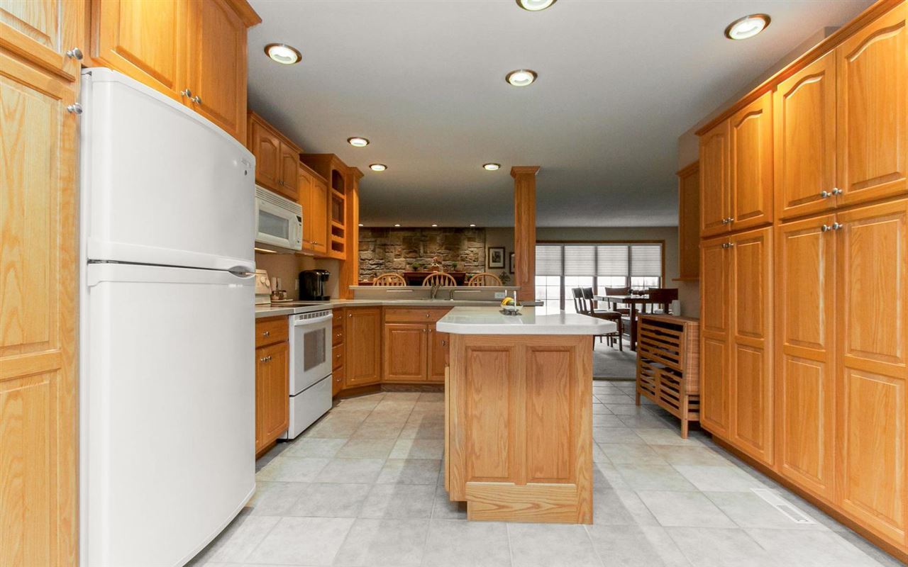4100 Beverly Road Southwest Cedar Rapids, IA 52404 - Photo 10 of 25 Gallery Image 10