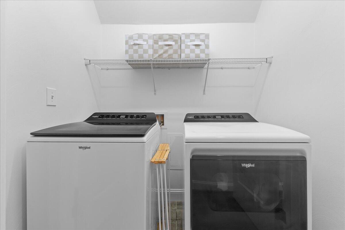 1695 Red Ln Extension Salem, VA 24153 - Photo 27 of 41 a view of washer and dryer