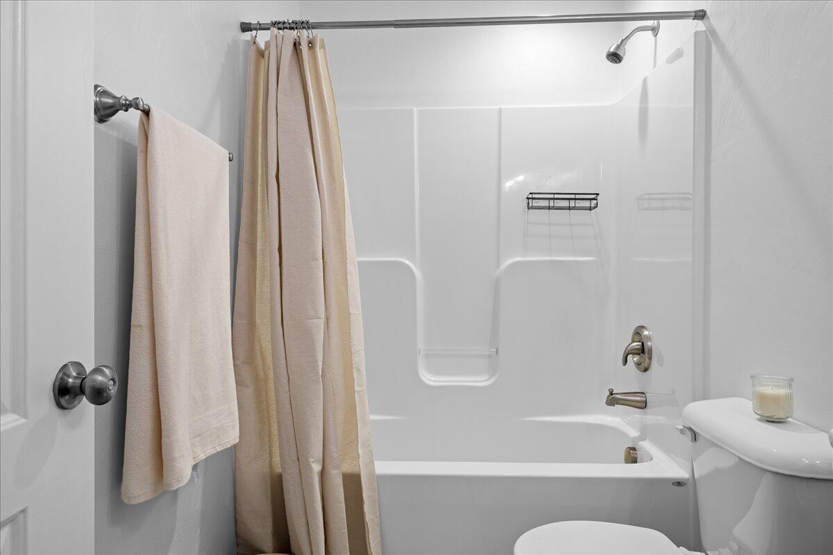 1695 Red Ln Extension Salem, VA 24153 - Photo 33 of 41 a bathroom with a shower a bath tub and a shower