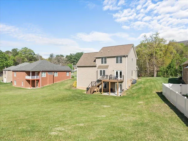 $529,950 | 1695 Red Ln Extension, Salem, VA 24153
