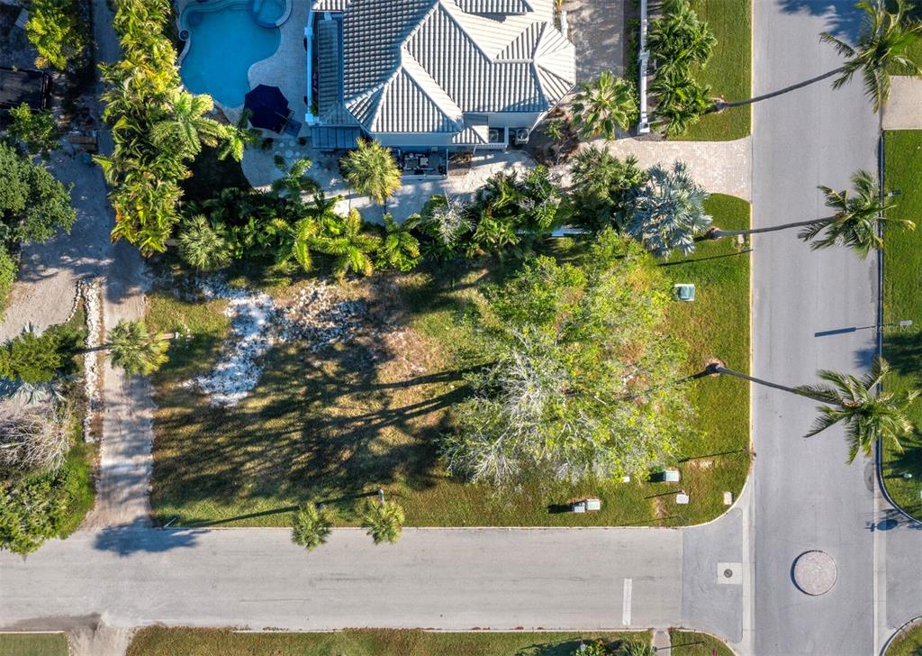 641 Broadway Street Longboat Key, FL 34228 - Photo 2 of 28 an aerial view of a house