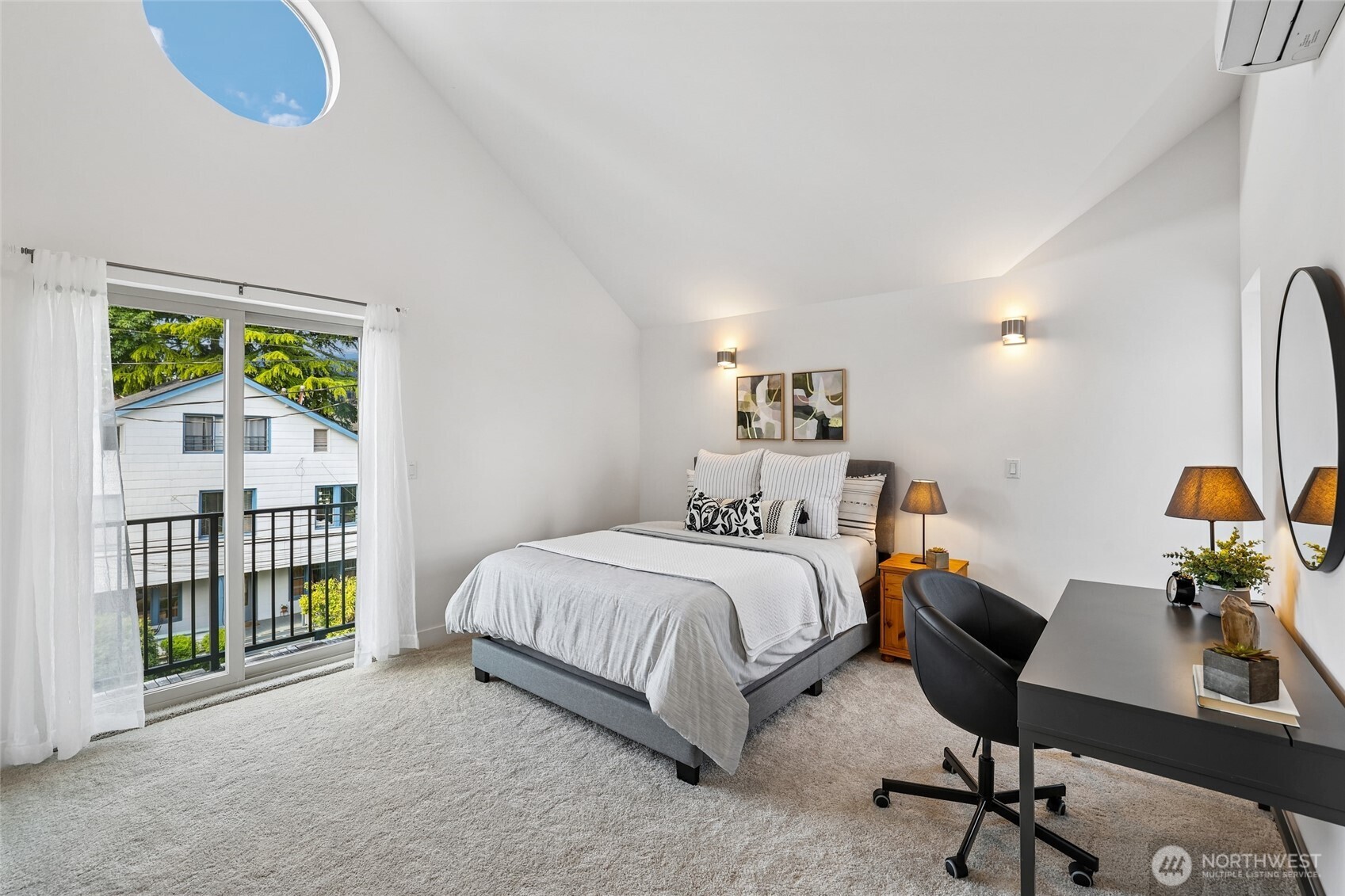 1428 Palm Avenue Southwest Seattle, WA 98116 - Photo 33 of 40