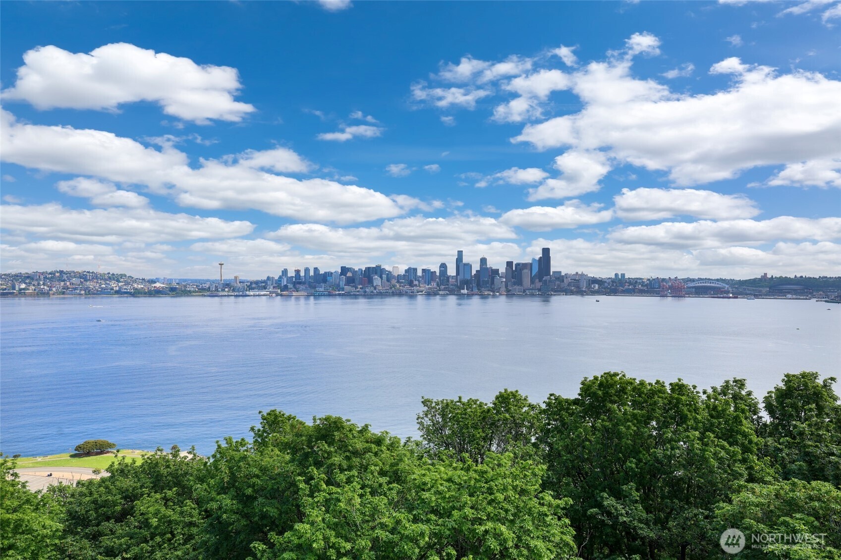 1428 Palm Avenue Southwest Seattle, WA 98116 - Photo 38 of 40