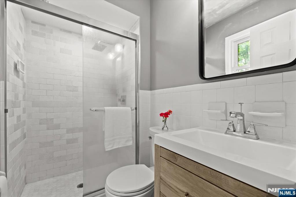 474 Stevens Avenue Ridgewood, NJ 07450 - Photo 29 of 36