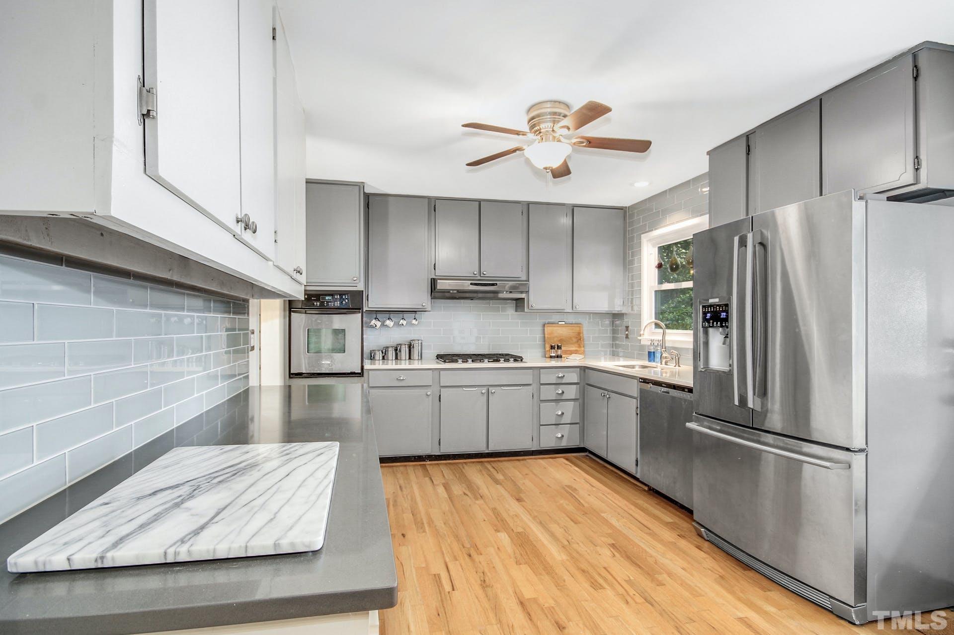 6004 Stratton Place Raleigh, NC 27609 - Photo 12 of 30 Gallery Image 12