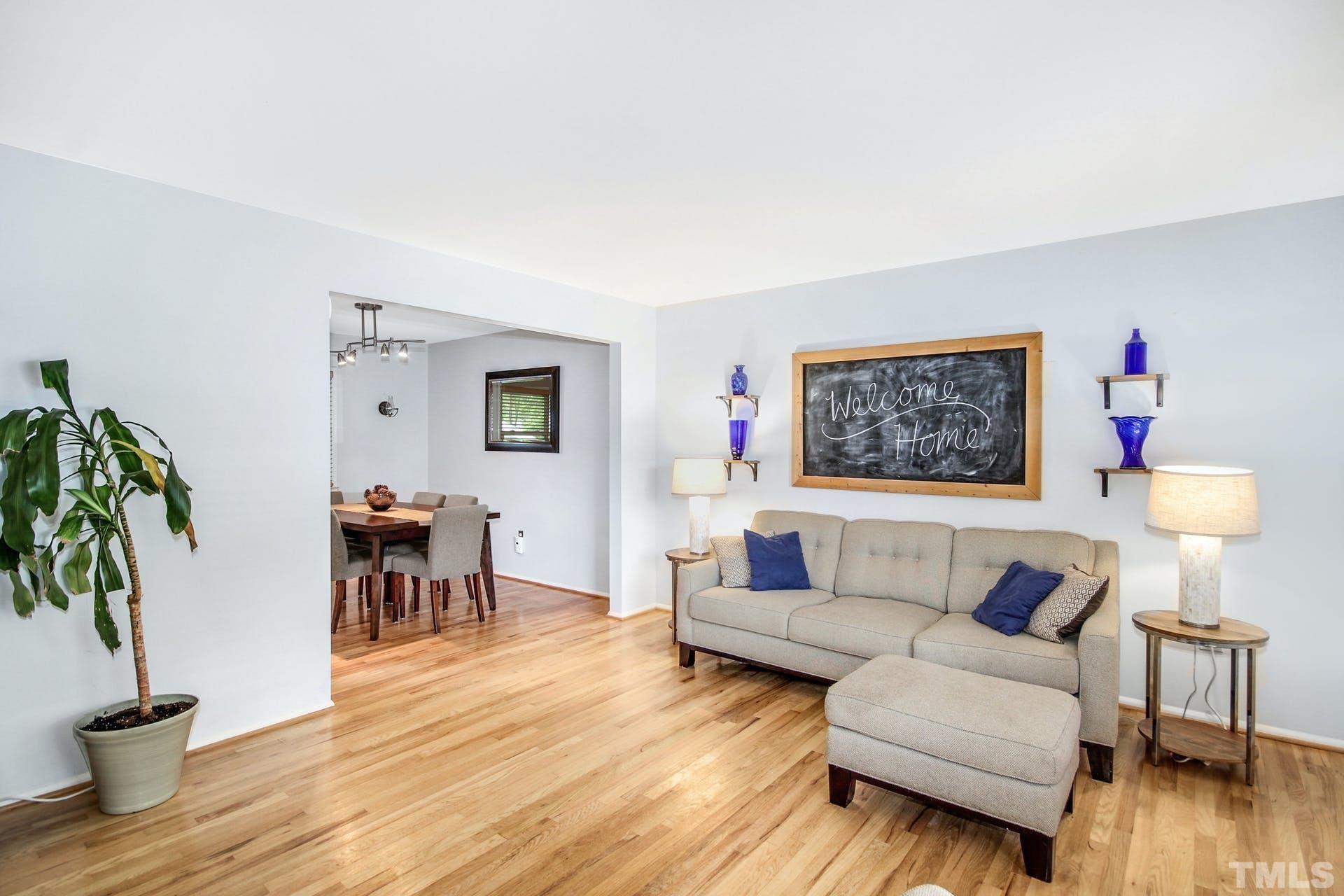 6004 Stratton Place Raleigh, NC 27609 - Photo 6 of 30 Gallery Image 6