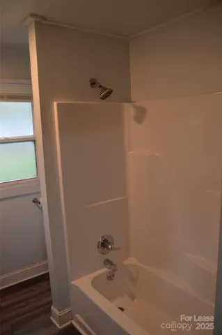 $850 | 511 South Elm Street, Statesville, NC 28677