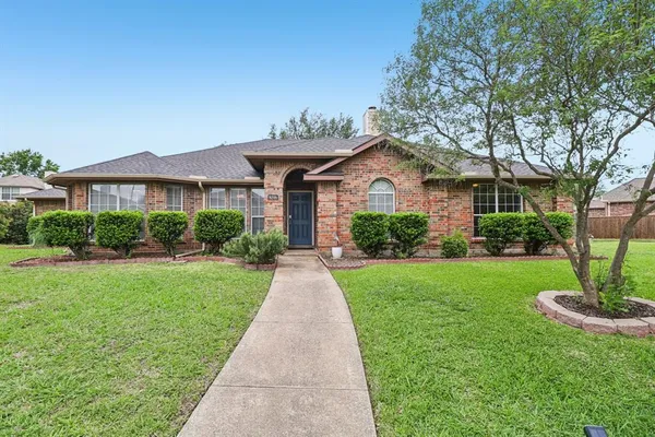 $400,000 | 8205 Danbury Court, Rowlett, TX 75089