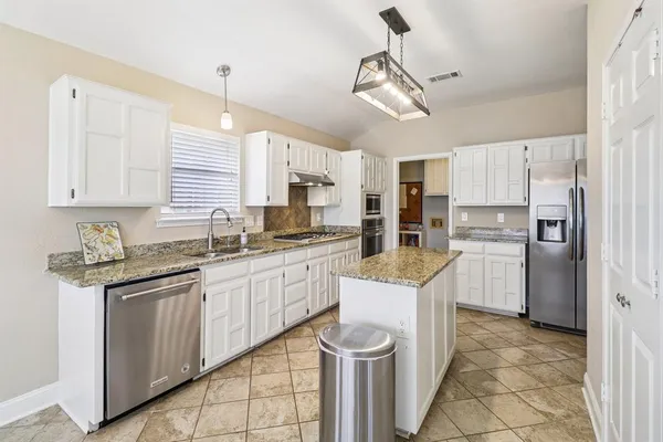 $400,000 | 8205 Danbury Court, Rowlett, TX 75089