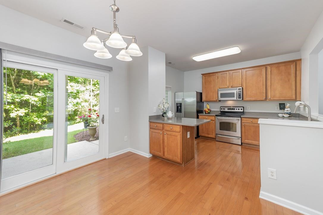 8205 Clasara Circle Raleigh, NC 27613 - Photo 9 of 28 Photo 9