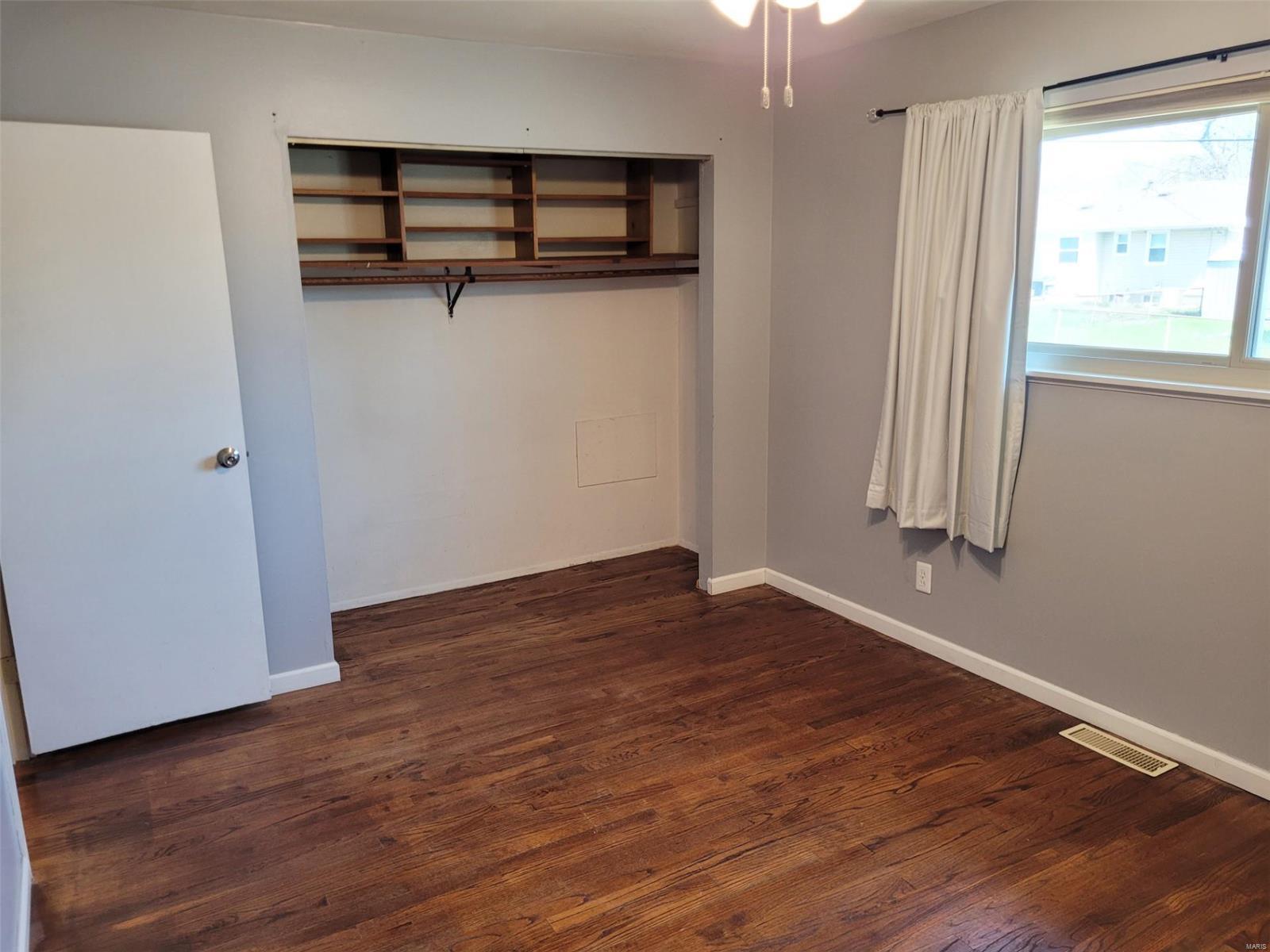 827 Teson Road Hazelwood, MO 63042 - Photo 17 of 25 Gallery Image 17
