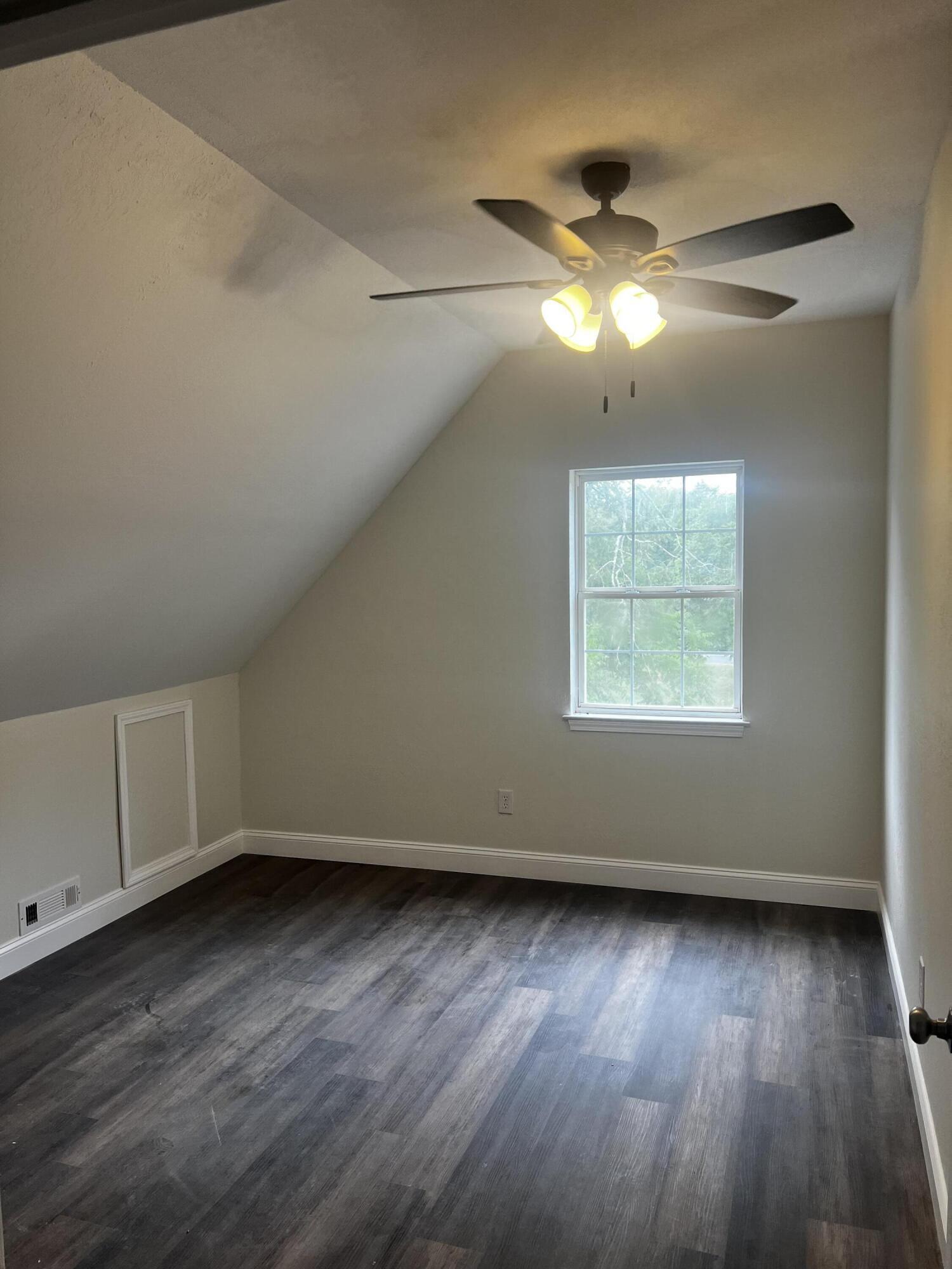 209 John Long Road Spring City, TN 37381 - Photo 21 of 37 IMG_3280