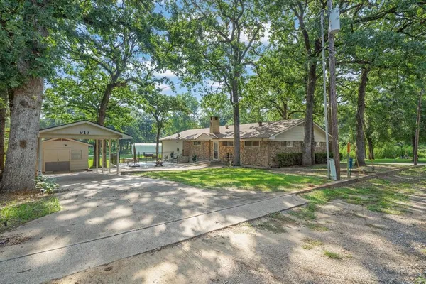$245,000 | 913 Doe Run Road, Tool, TX 75143