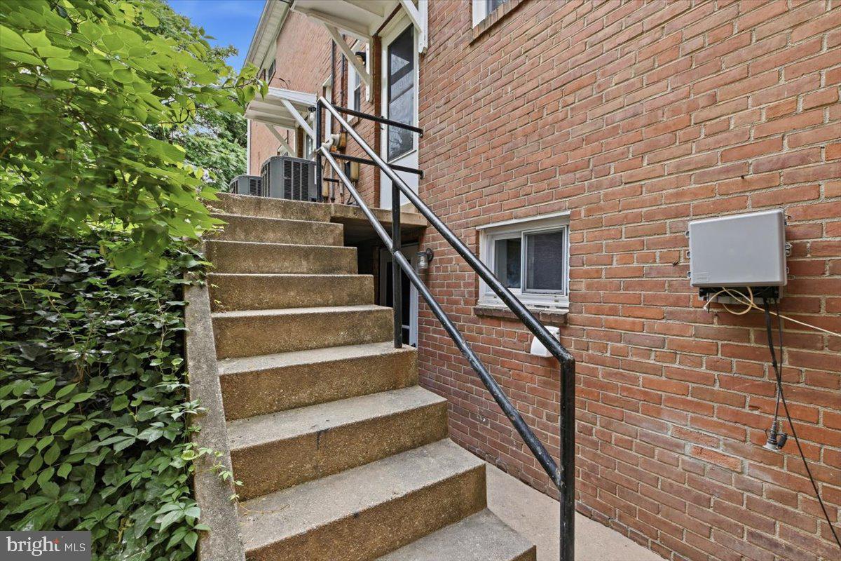 5024 8th Road South Arlington, VA 22204 - Photo 35 of 35