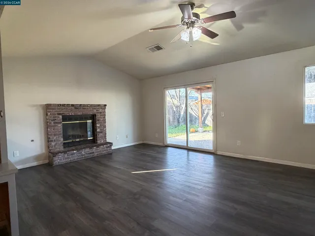 $2,150 | 2406 White Birch Drive, Merced, CA 95348