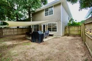 $2,200 | 6218 Cottage Woods Drive, Milton, FL 32570