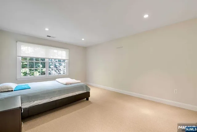 $6,200 | 40 Schindler Court, Upper Saddle River, NJ 07458