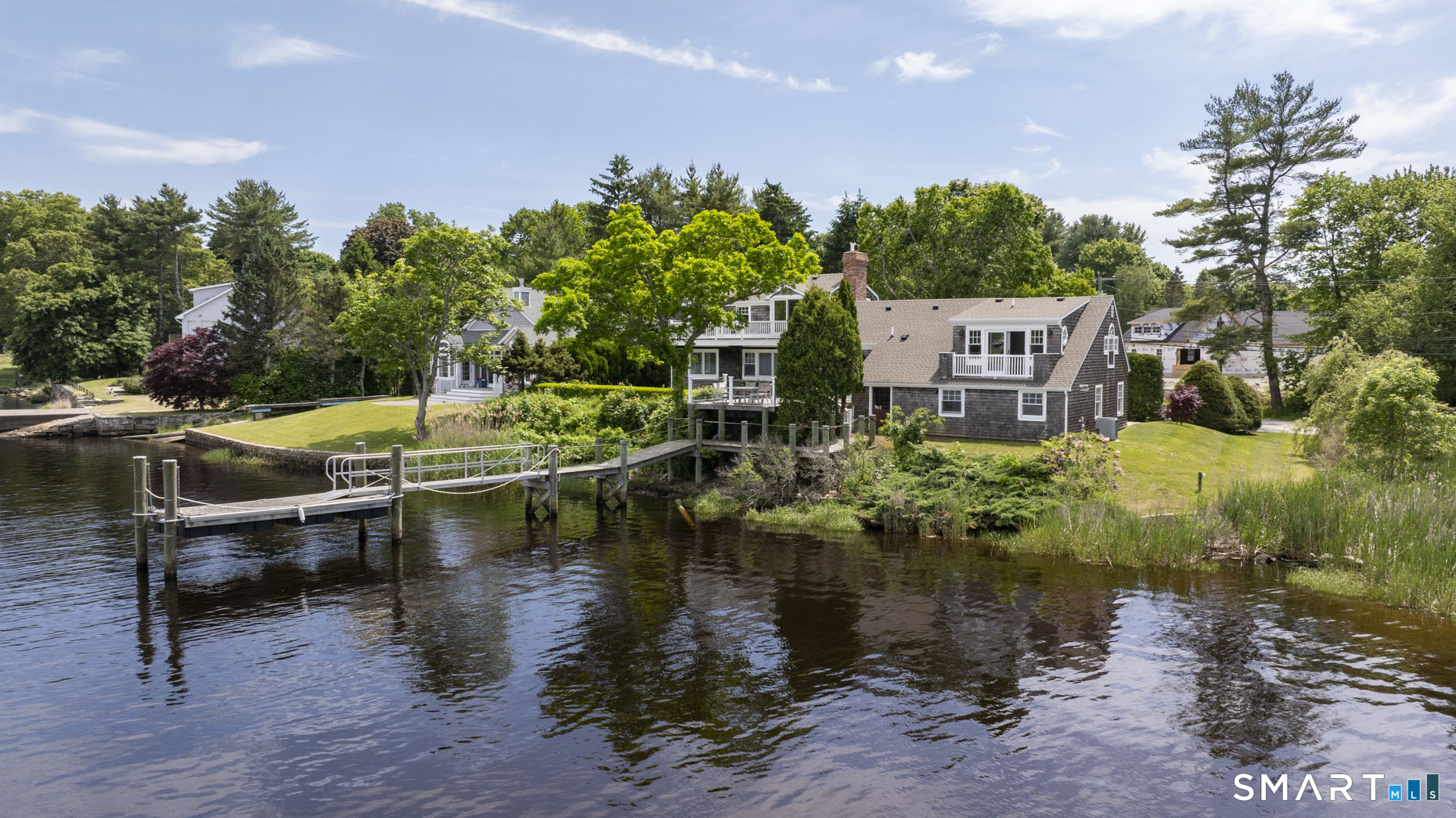 97 River Road Stonington, CT 06379 - Photo 4 of 40