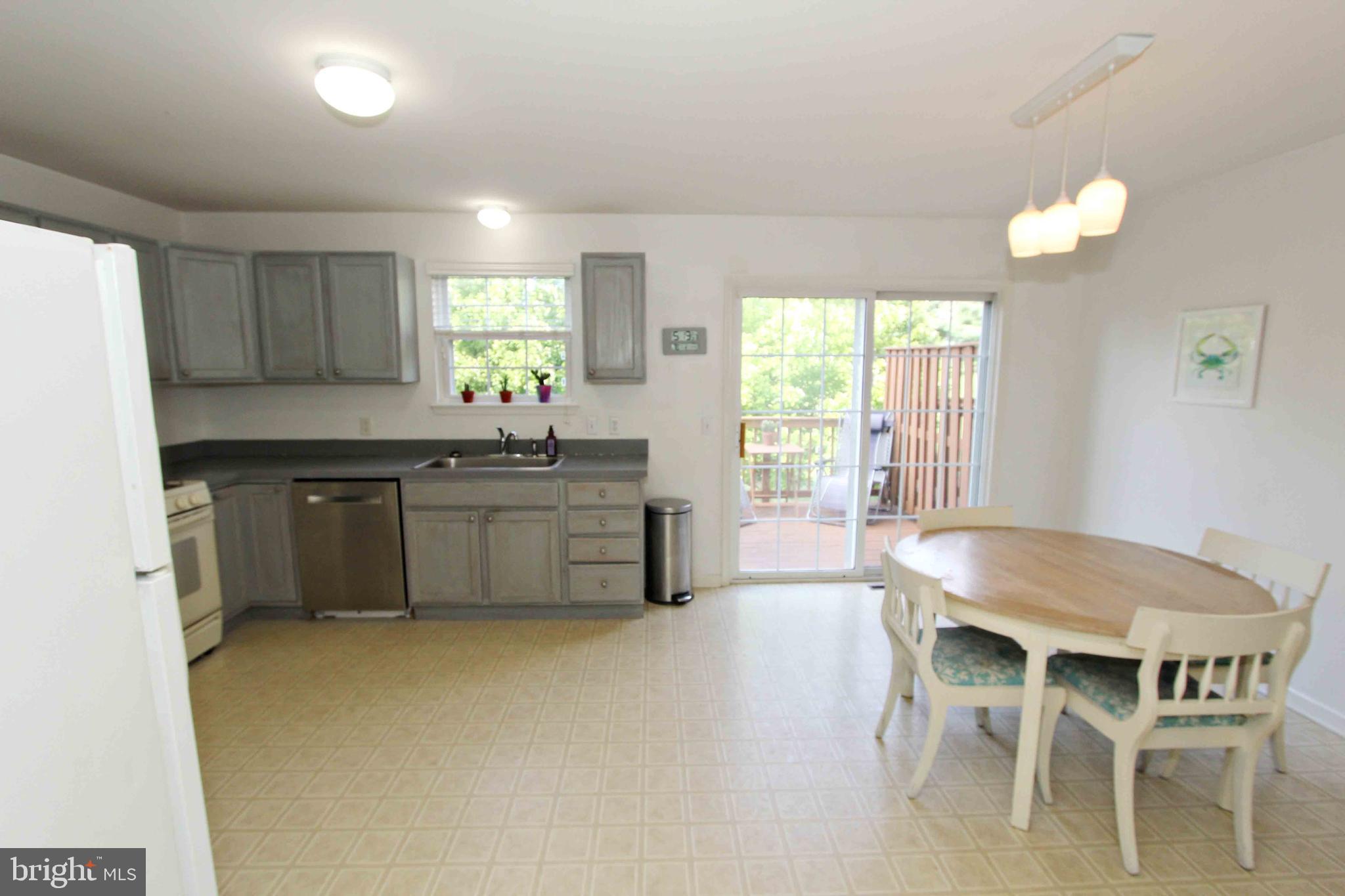209 September Way, Unit 50F York, PA 17403 - Photo 23 of 34
