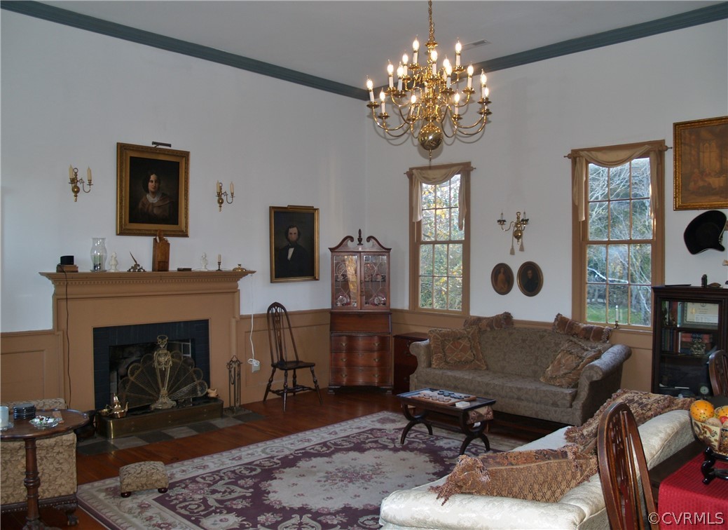 11221 Carriage Road Providence Forge, VA 23140 - Photo 17 of 44 Fireplace Mantel - likely 19th Century