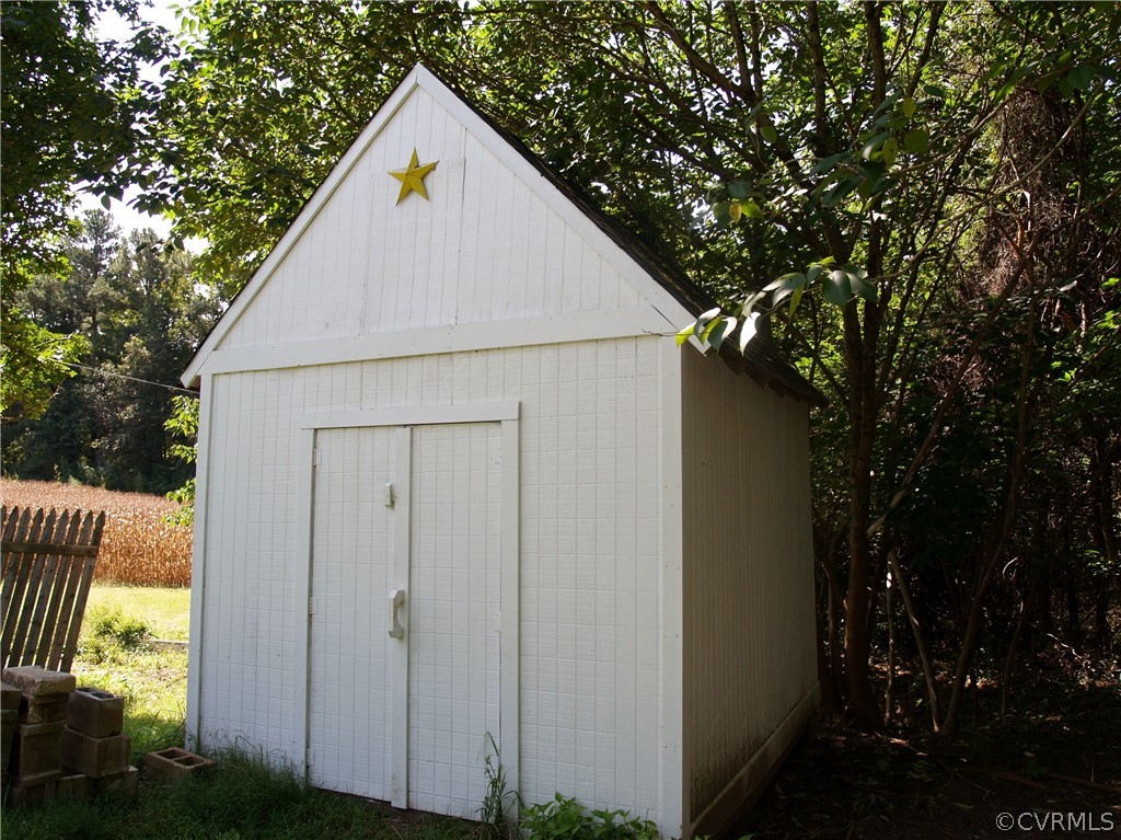11221 Carriage Road Providence Forge, VA 23140 - Photo 38 of 44 12' x 10' Storage Shed