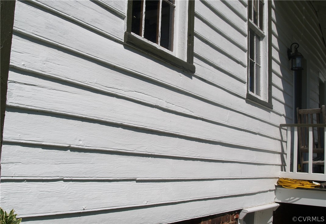 11221 Carriage Road Providence Forge, VA 23140 - Photo 41 of 44 Colonial Style Beaded Wood Siding