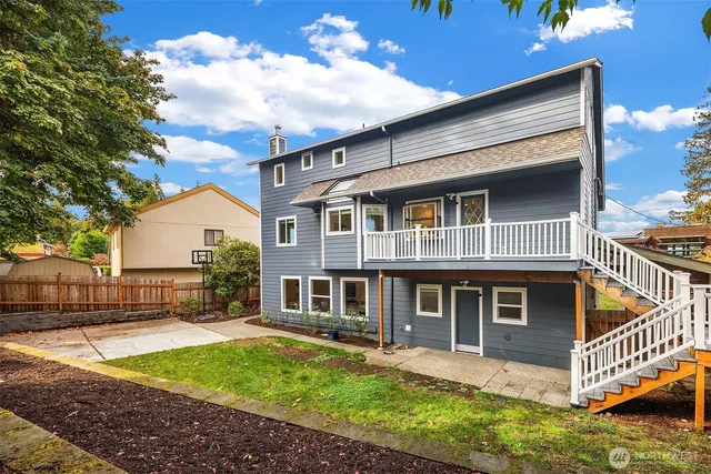 $1,850,000 | 18811 Southeast 42nd Street, Issaquah, WA 98027