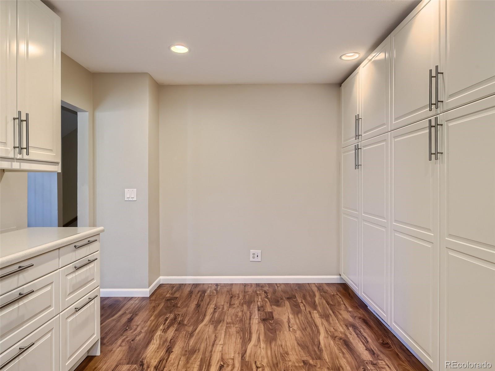 1383 Briar Circle Highlands Ranch, CO 80126 - Photo 6 of 29