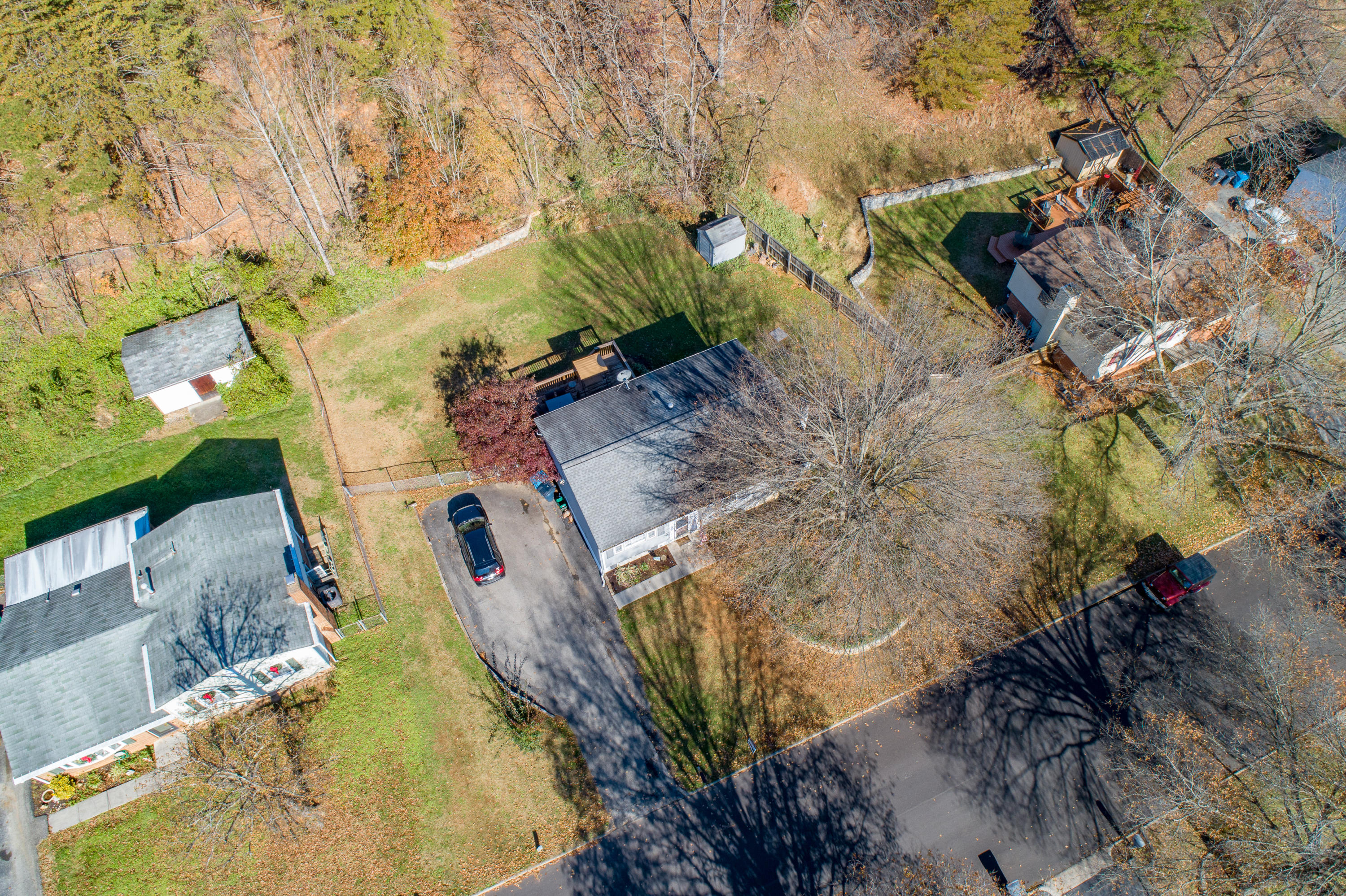 720 Estates Road Southeast Roanoke, VA 24014 - Photo 22 of 22 Located on quiet cul de sac street!
