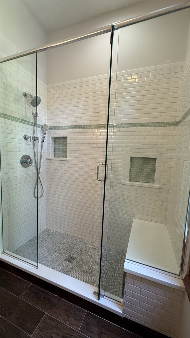 2841 Orange Brace Road Deerfield, IL 60015 - Photo 22 of 30 a bathroom with a shower