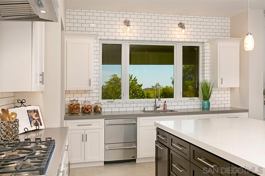 14935 Eastvale Road Poway, CA 92064 - Photo 8 of 24