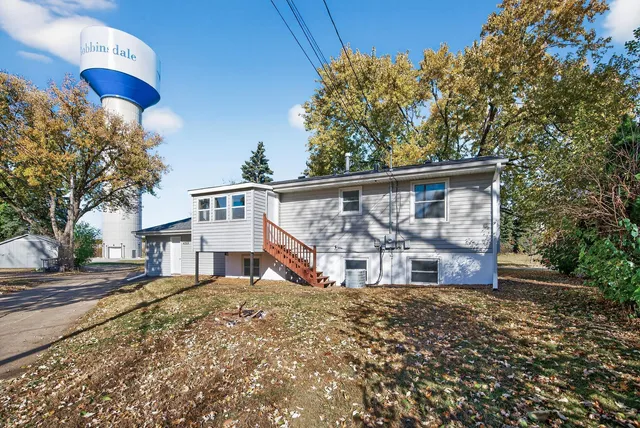 $342,500 | 4329 Lakeland Avenue North, Robbinsdale, MN 55422