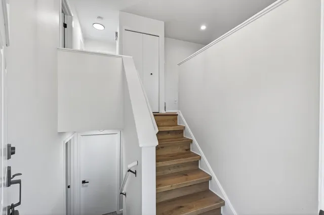 $342,500 | 4329 Lakeland Avenue North, Robbinsdale, MN 55422