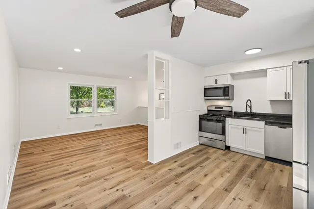 $342,500 | 4329 Lakeland Avenue North, Robbinsdale, MN 55422