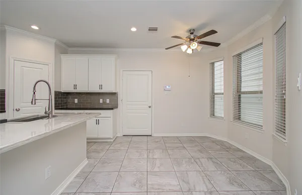 $3,250 | 4908 Crawford Street, Houston, TX 77004