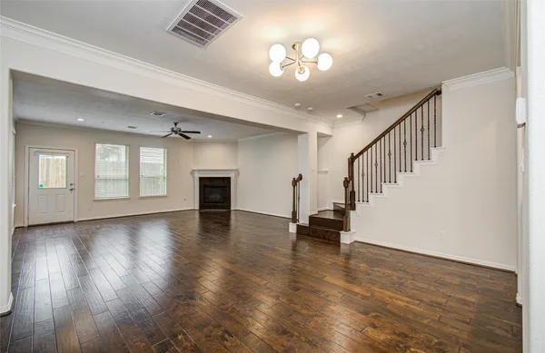 $3,250 | 4908 Crawford Street, Houston, TX 77004