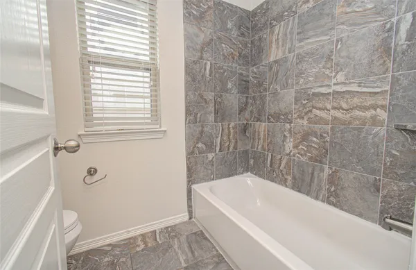 $3,250 | 4908 Crawford Street, Houston, TX 77004