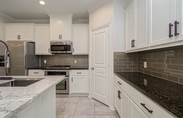 $3,250 | 4908 Crawford Street, Houston, TX 77004